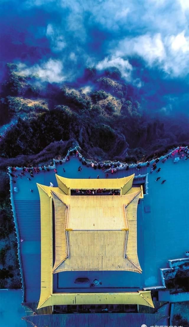 中国那么美，到空中去看看 |  访航拍摄影师吕凤霄