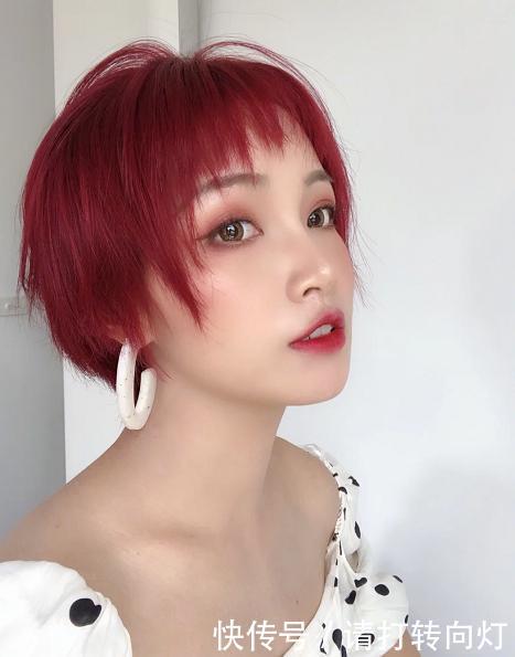 #女人#女人35岁以后,这4种“装嫩发色”最好别染,反而显土显老气