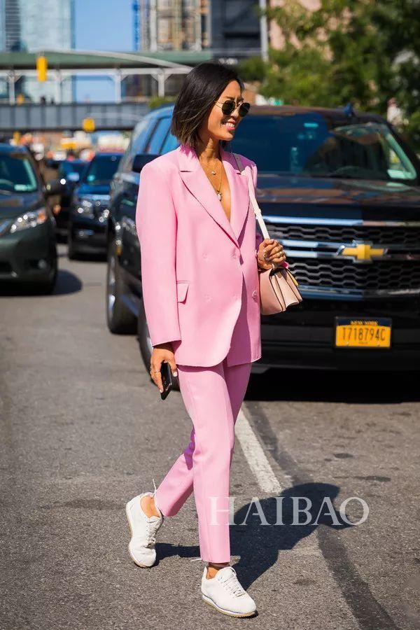 清爽| 人人爱的冰淇淋色，穿起来超美还很凉快呢!