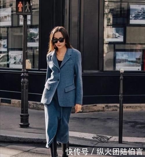  『看起来』小白鞋已经失宠了，2020最受欢迎的是“骑士靴”，洋气舒适又显高