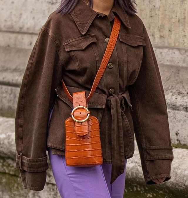  「个性」秋冬怎么穿搭,除了会穿还要会搭,6款包包搭配出个性的自己