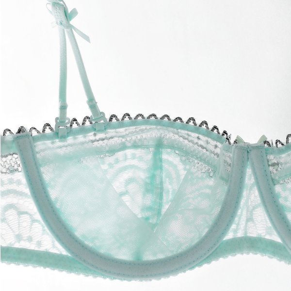 发现一种“中国红”文胸,简直美到极致了,舒服0束缚