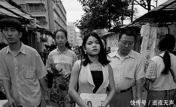 女性|20世纪90年代的成都街拍,那时候的女性真是不输当下!