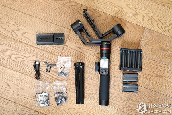 你有麒麟臂，我有稳定器，飞宇AK2000单反相机稳定器使用评测