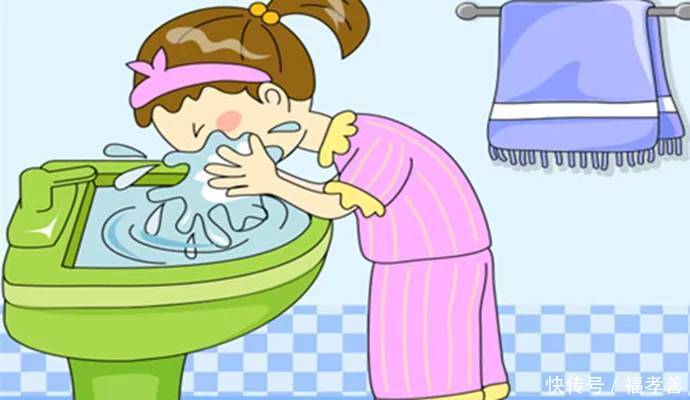 早晨洗脸水中加点它，60岁不长斑和皱纹！