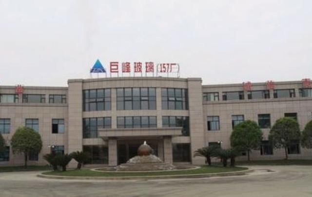 四川这座兵工厂，辉煌至极，警卫森严，完成中央一号绝密任务