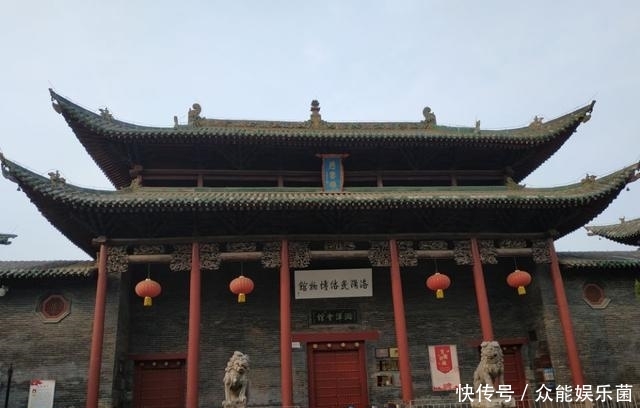 从不声张的洛阳民俗博物馆大门