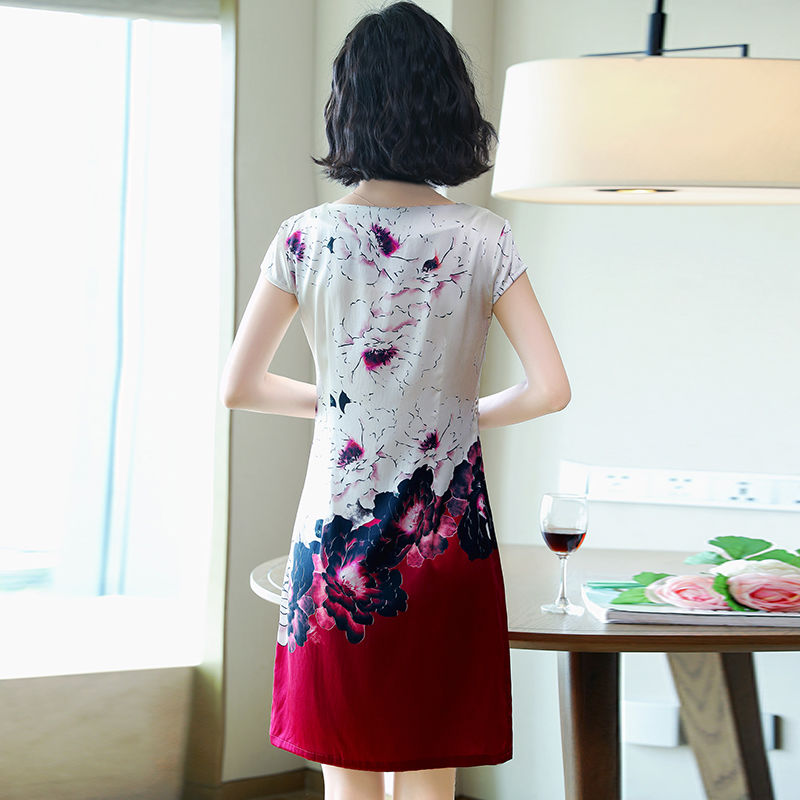 65后女人千万别穿打底裤，太土!瞧瞧这样的“秋裙“，太美了