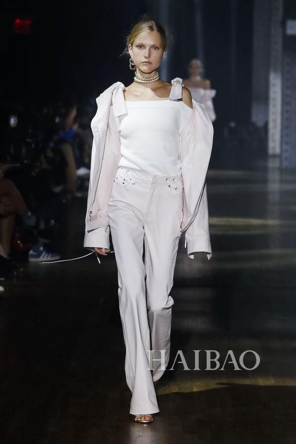 成熟优雅Mix少女甜蜜感!Adeam 2019春夏女装秀，海报网带你亲临20