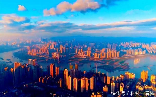 全世界的人均年收入,德国27万,日本23万,而中国