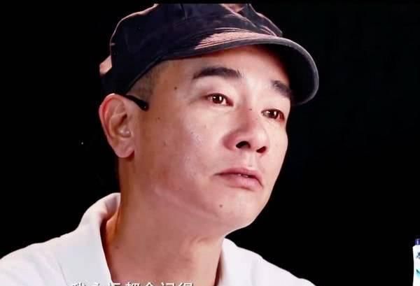  「永远的痛」陈小春永远的痛！最穷时3千块卖了弟弟，今身家上亿却找不回弟弟