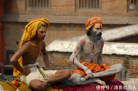 若在印度见到“苦行僧”,别盯着看或给他拍照,导游:后果自负!