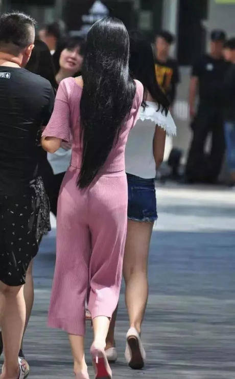 打底裤让你感觉到宁静和安逸，尽显高贵的气质