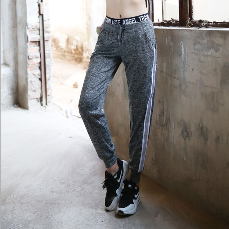 运动美女运动范，小姐姐新一期的“运动风”超火爆