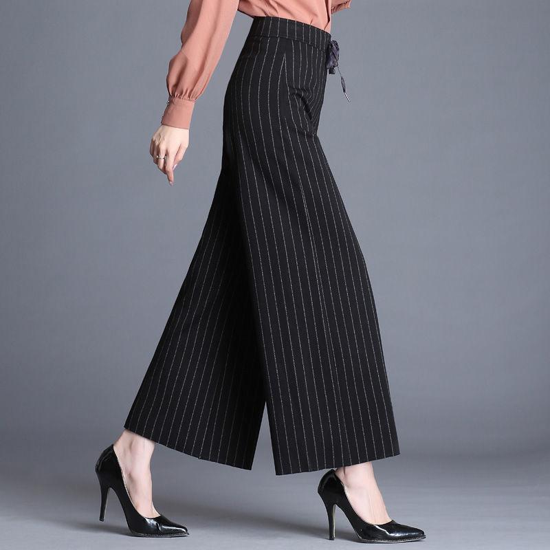 屁股大的女人，入秋别乱买，学这个女人穿开衫配七分裤，美的惊艳