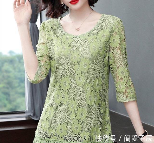  一口气：“奶奶衫”终于出新款了，一口气给妈妈和婆婆各买2件，洋气体面