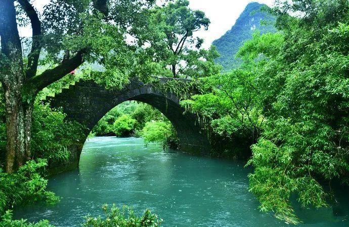 仅十几万人口的贵州小县，拥有堪比张家界的山，不输九寨沟的水!
