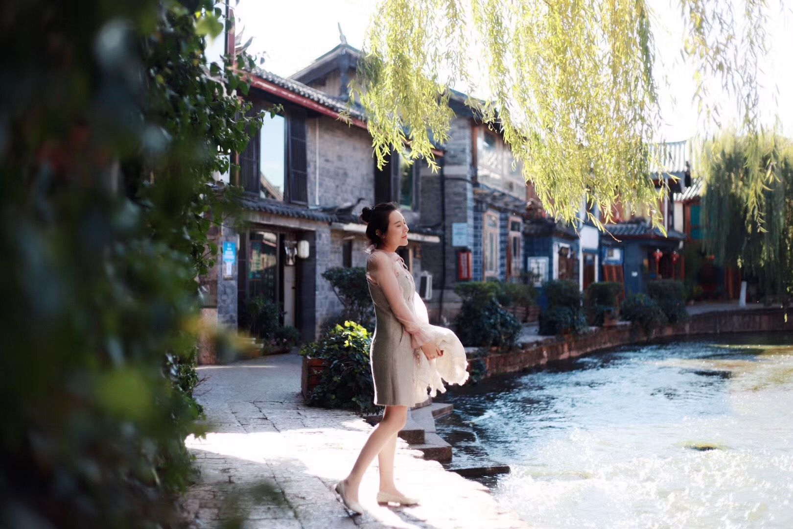 国内三个曾经最骄傲的旅游城市，如今两个在坚持，另一个跌下神坛