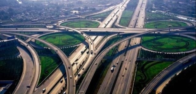  国家■为什么国家禁止使用混凝土修建高速公路？考虑得真周到