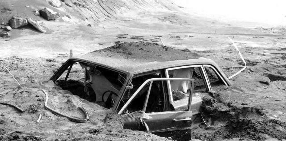 美国发生巨变,世界最大火山已进入喷发期,美媒请帮帮我们