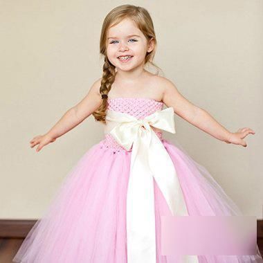 小女孩简单的梳头花样发型!