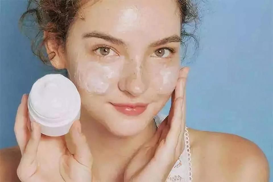 化妆要用多少件化妆品才算及格、90分、满分?男生长见识了!