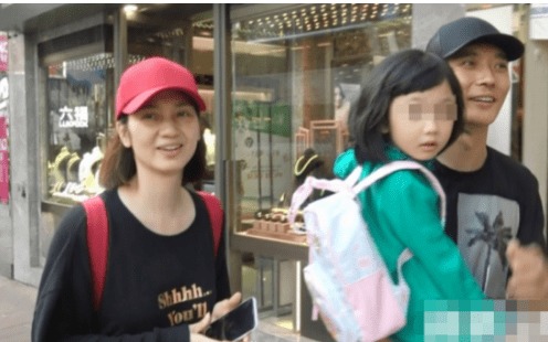 实力澄清！张丹峰一家现身 低调秀恩爱回怼出轨谣言