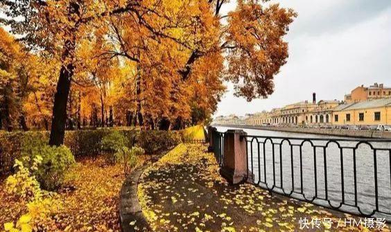 俄罗斯最美的秋天,如同一幅精美的画卷