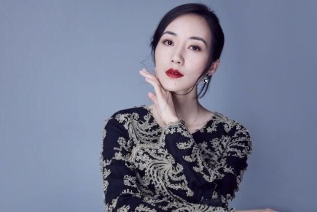  「着自己」“出淤泥而不染”的女明星：唐艺昕韩雪已入选，她成名20很多年零桃色新闻
