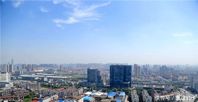 长三角地区“落差”最大城市，没了江阴市的帮助，如今GDP排三线