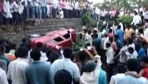 谣言害死人! 印度IT工程师遭200暴徒私刑打死