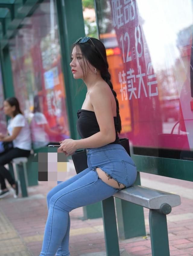 「喜欢」漂亮的气质小姐姐有人喜欢吗?街拍 时尚穿搭