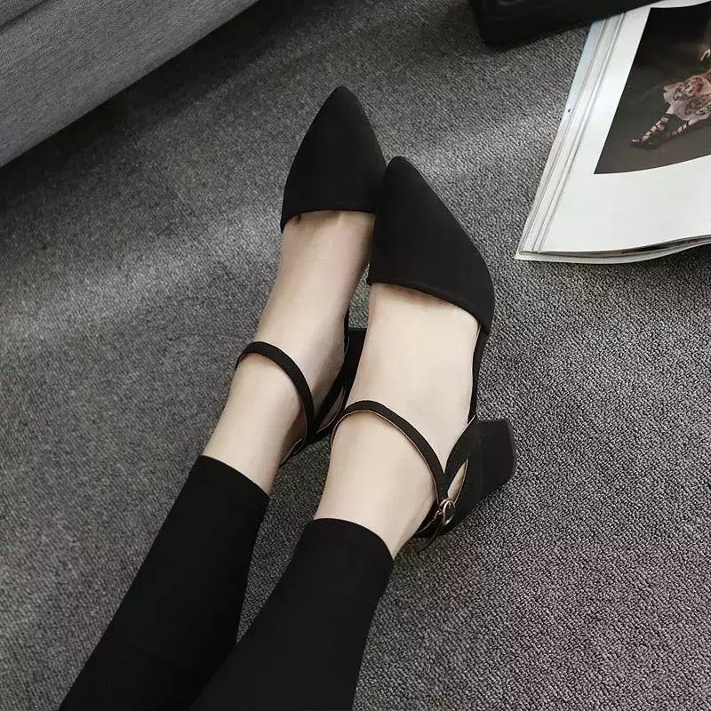 秋季女人玉趾别掖着, 穿上这些“高跟凉鞋”, 路人见了太痴醉