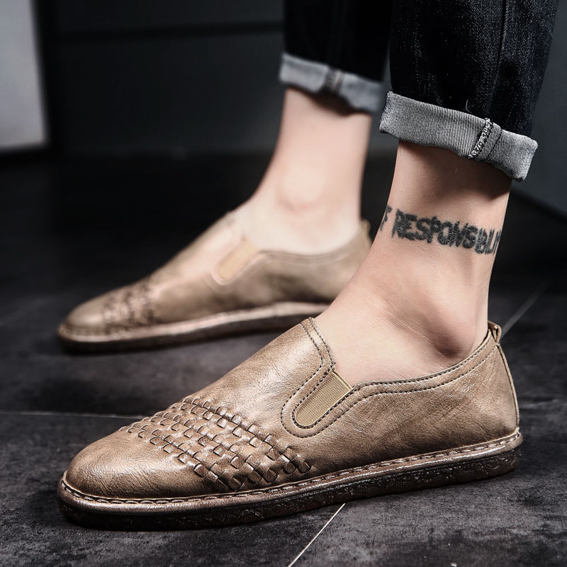 实不相瞒!秋季有种流行叫做“豆豆鞋”，时髦帅气，穿出男人味~