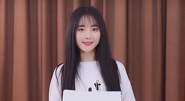 【修图】莫寒说变美全靠美颜，看到无修图下“歪掉的下巴”