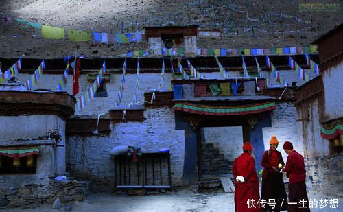 位于西藏珠峰山脚的寺庙，名气碾压亚青寺、色达，却“男女混住”