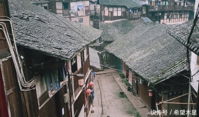 四川一座冷门古镇,始建于明朝时期,少有外地游客