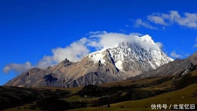 这条蜿蜒崎岖的山路环线带给你不一样的川藏极致美景