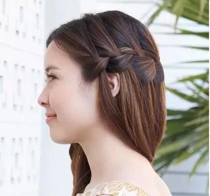  「女人」简单的中长发卷发编发教程,爱美的你不要错过,漂亮女人...
