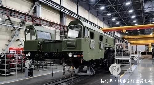 #轮式拖拉机#现实是骨感的，东风41导弹并不比俄罗斯导弹差，白俄一技术占优了