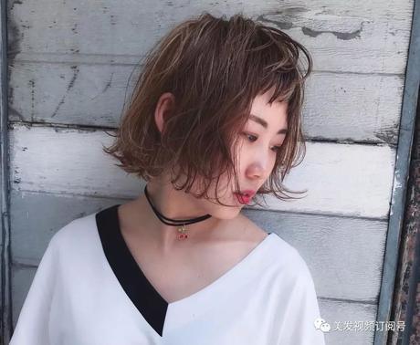 越烫越洋气发型20款