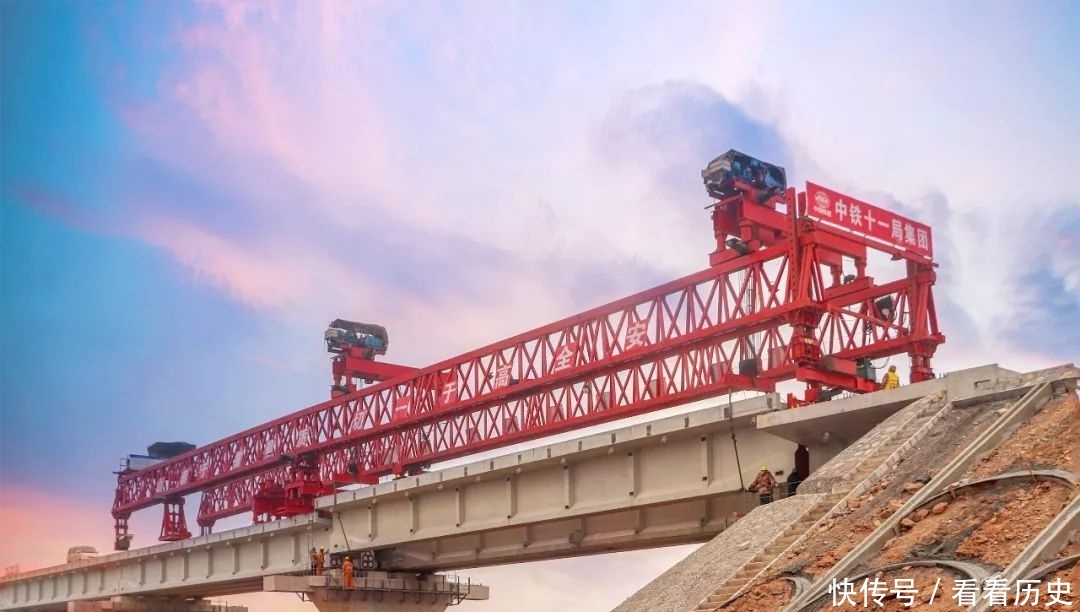  「2020年」湖北将要建成的火车站，是蒙华铁路沿线车站之一，预