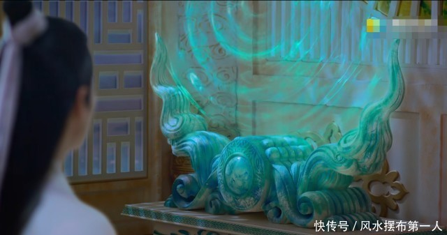 「太过分」香蜜:润玉监视锦觅太过分?其实还有个人在偷看锦觅的一切行踪