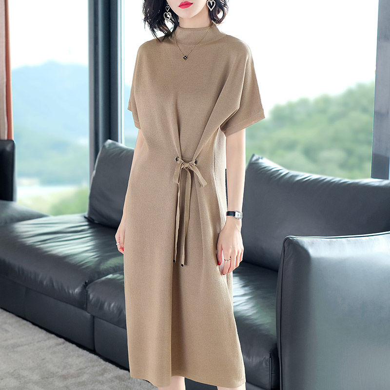 不得了!凌晨上架的“欧版”秋裙，一款比一款洋气，美得令人窒息