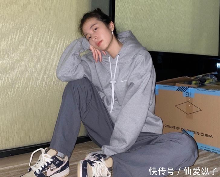  篮球鞋@YEEZY、OW×Nike新款篮球鞋比丑大赛开始！侃爷审美出现偏差？