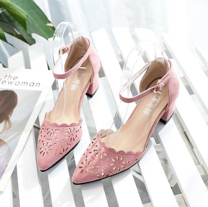 这些高跟鞋太有魅力，好多女人都喜欢，一双可穿三季