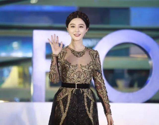 泰媒曝范冰冰事业遭重创代言被撤销,本尊霸气回应四个字