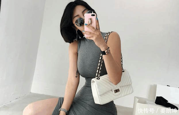 包臀裙的性感魅力, 让微胖女人动人的身姿, 更显唯美!