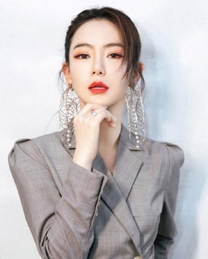  『精致』2020流行的配饰叠搭法则，就“饰”要你好看，你都会了吗？