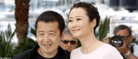  「合适」她为了不变老，坚持20年不吃晚饭不生娃，今42岁老的像62岁